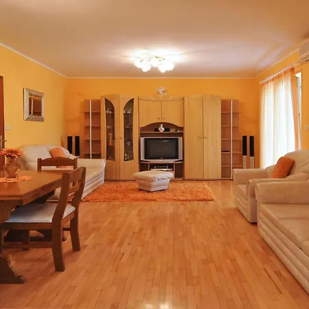 Guest house Tojcic 1875 Slatine